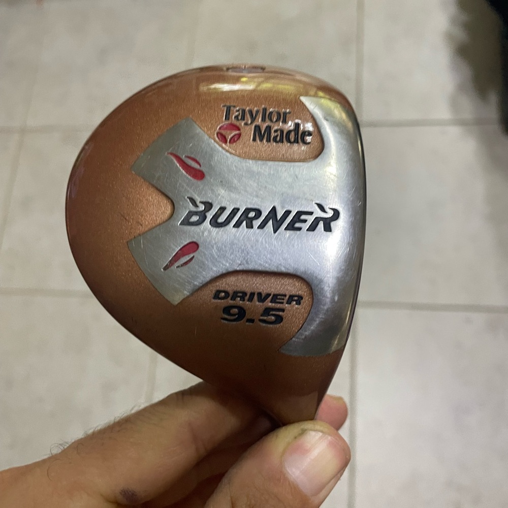 Taylormade Burner Driver 9.5 Deg 
Graphite shaft / right handed
